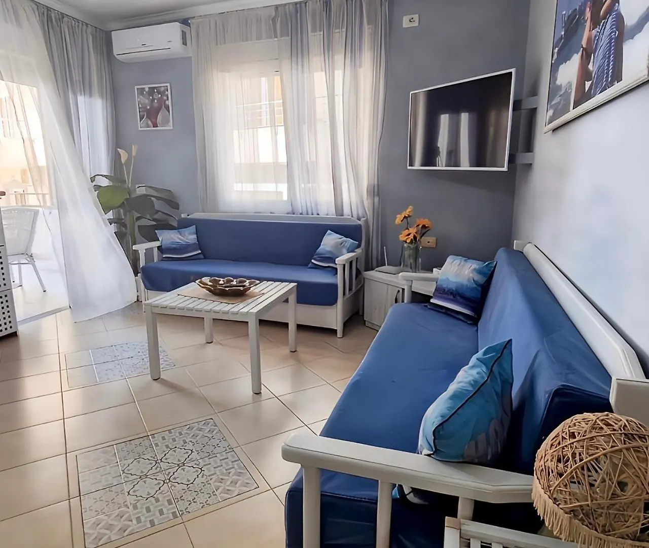 Fancy Sea View Apartment 1 Saranda
